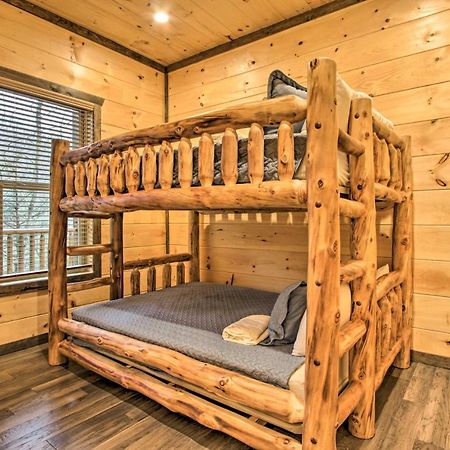 Luxe Cabin With Home Theater Less Than 2 Miles To Gatlinburg Exterior foto