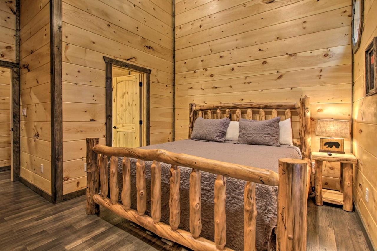 Luxe Cabin With Home Theater Less Than 2 Miles To Gatlinburg Exterior foto
