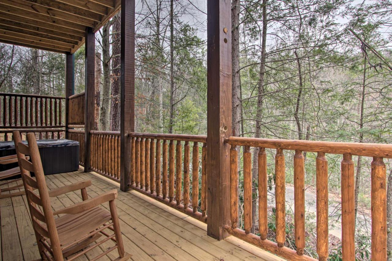 Luxe Cabin With Home Theater Less Than 2 Miles To Gatlinburg Exterior foto
